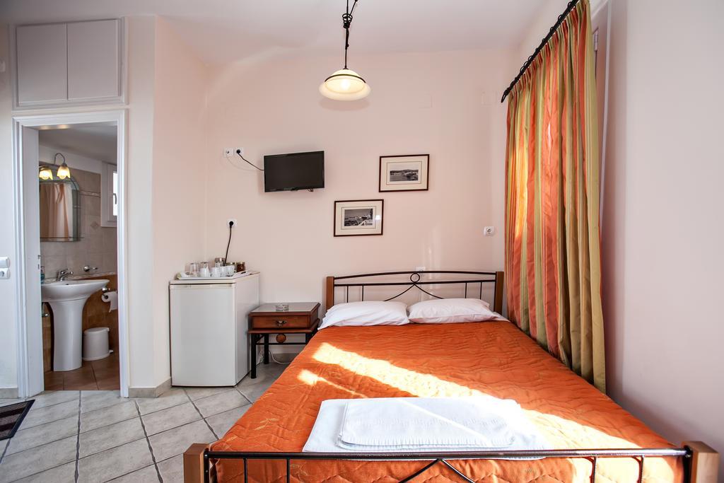 Arxontiko Hotel Tínos Exterior foto